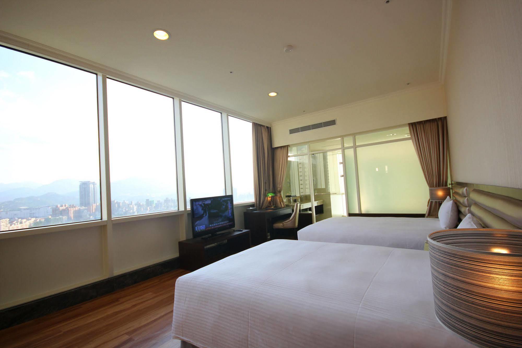 New Taipei Hot Spring Hotel Синдиан-Сити Экстерьер фото